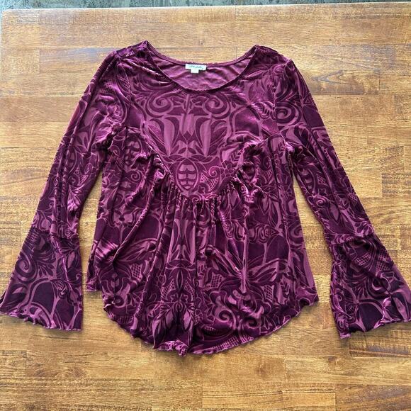 Ultra Pink Tops - Ultra Pink Boho Velvet Tunic Top – Bell Sleeves in Deep Burgundy size M​